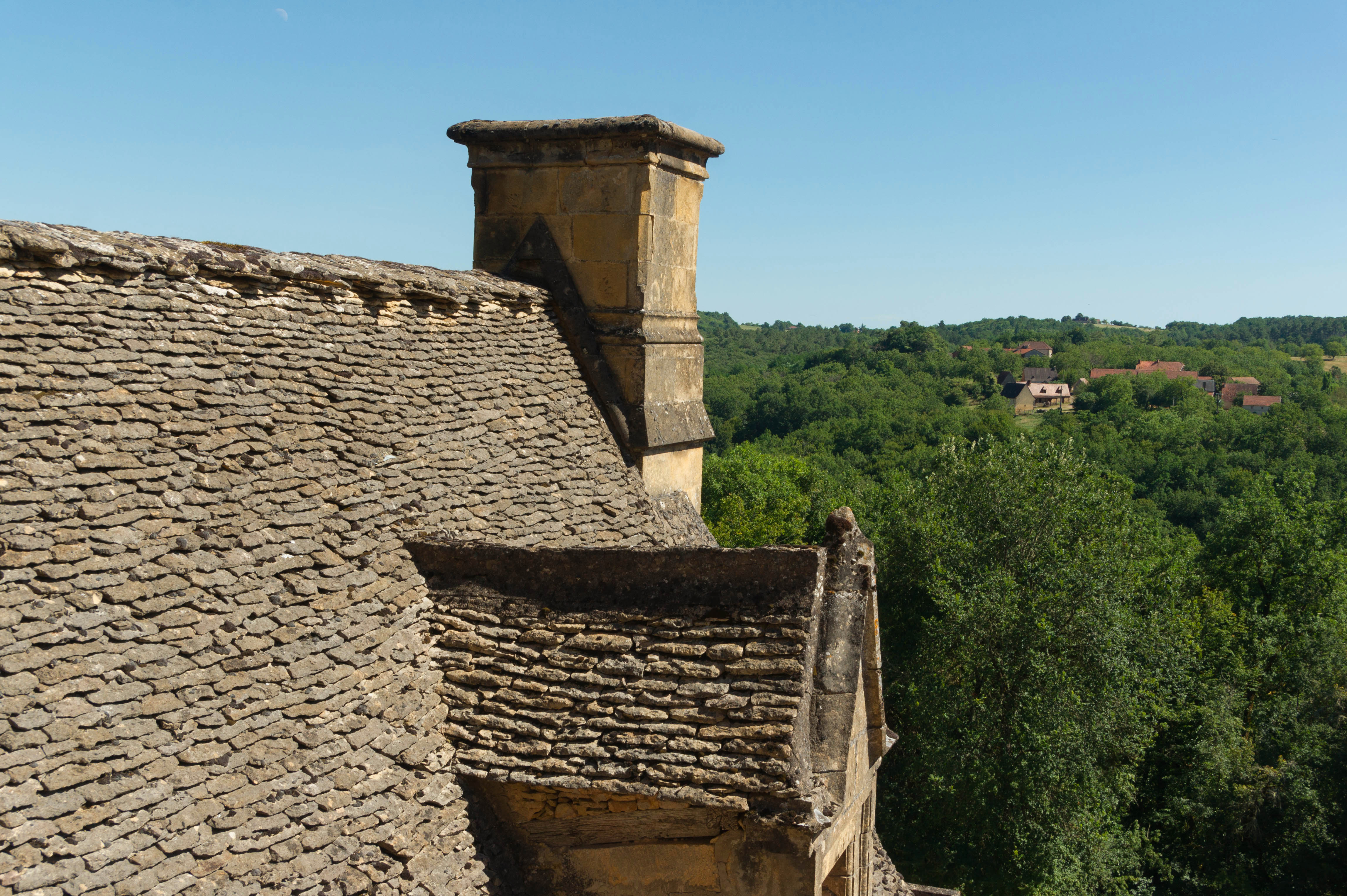 Château de Hautefort — château à Hautefort, Dordogne, intérieur, classé mh