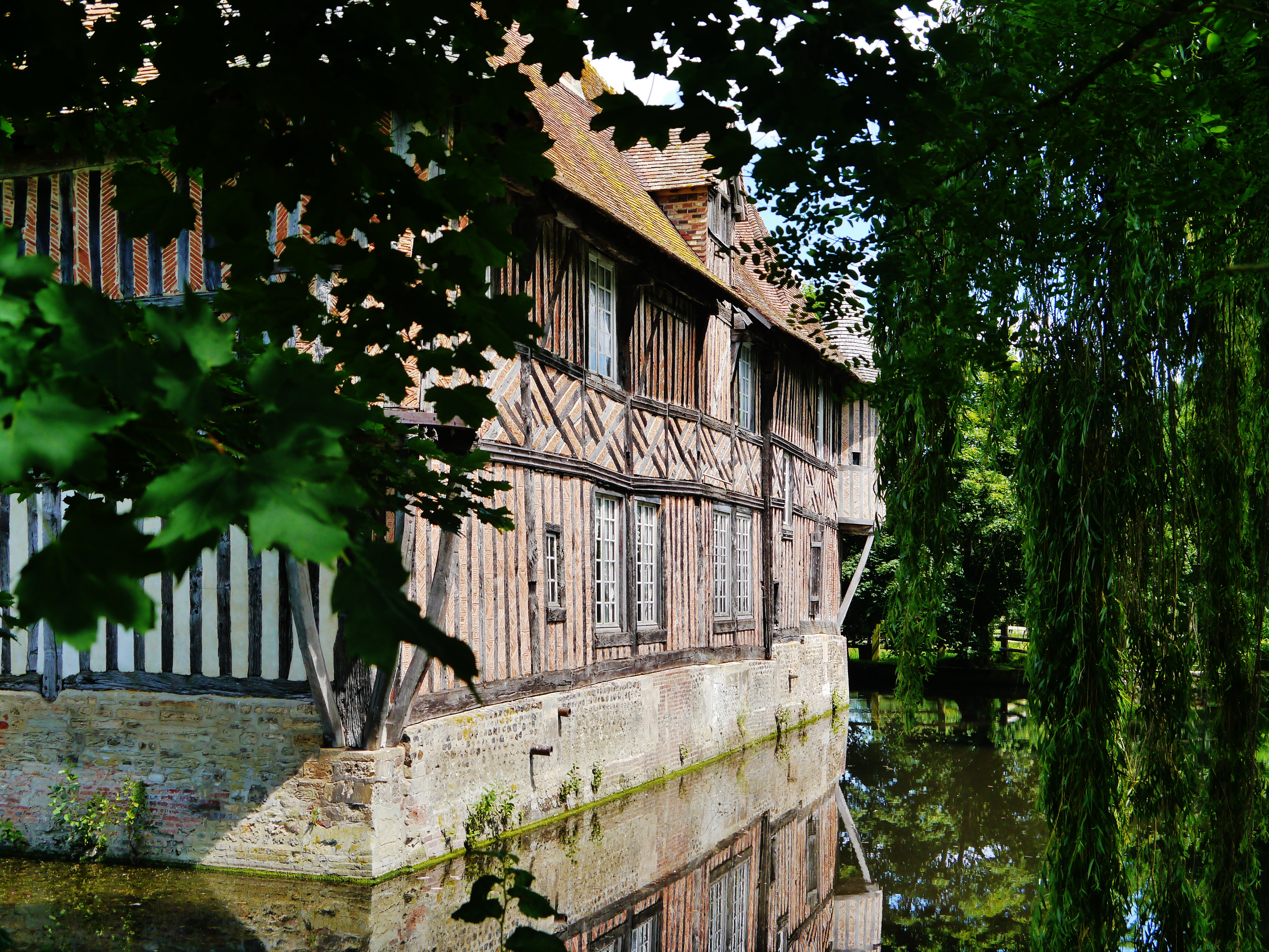 Manoir de Coupesarte — château à Coupesarte, Calvados, classé mh