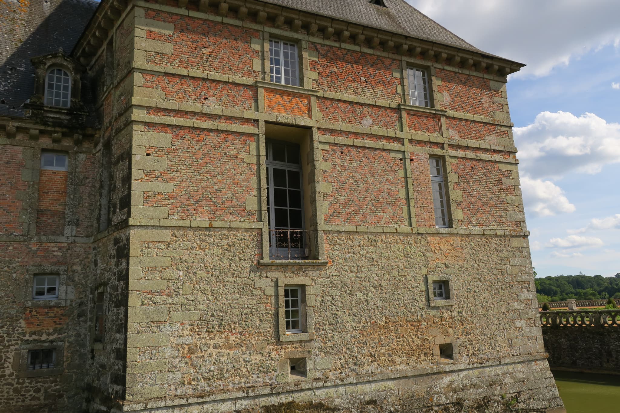 Château de Carrouges — château à Carrouges, Orne, classé mh