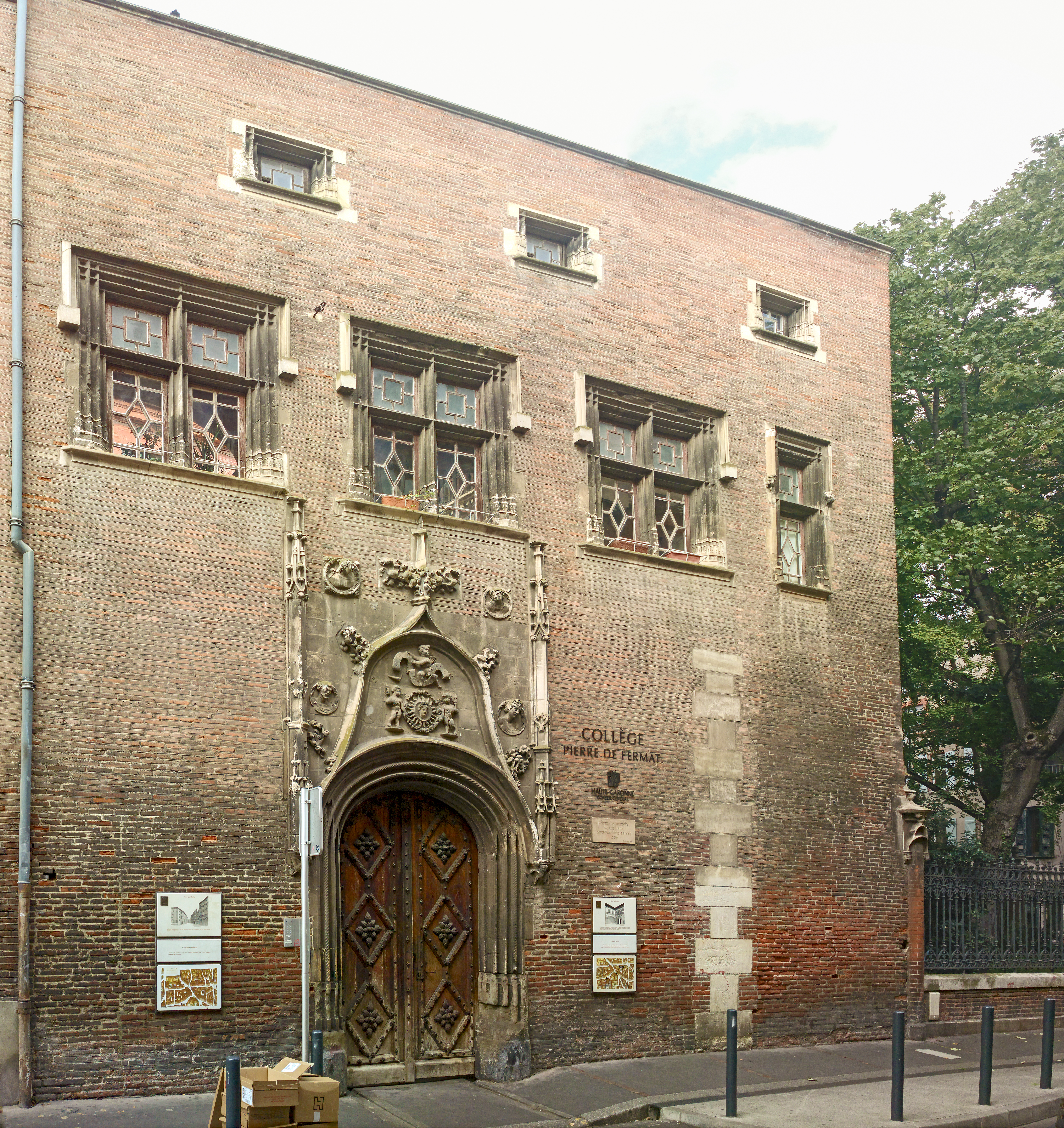 Hôtel de Bernuy (Toulouse) — architecture civile à Toulouse, Haute-Garonne, façade, classé mh