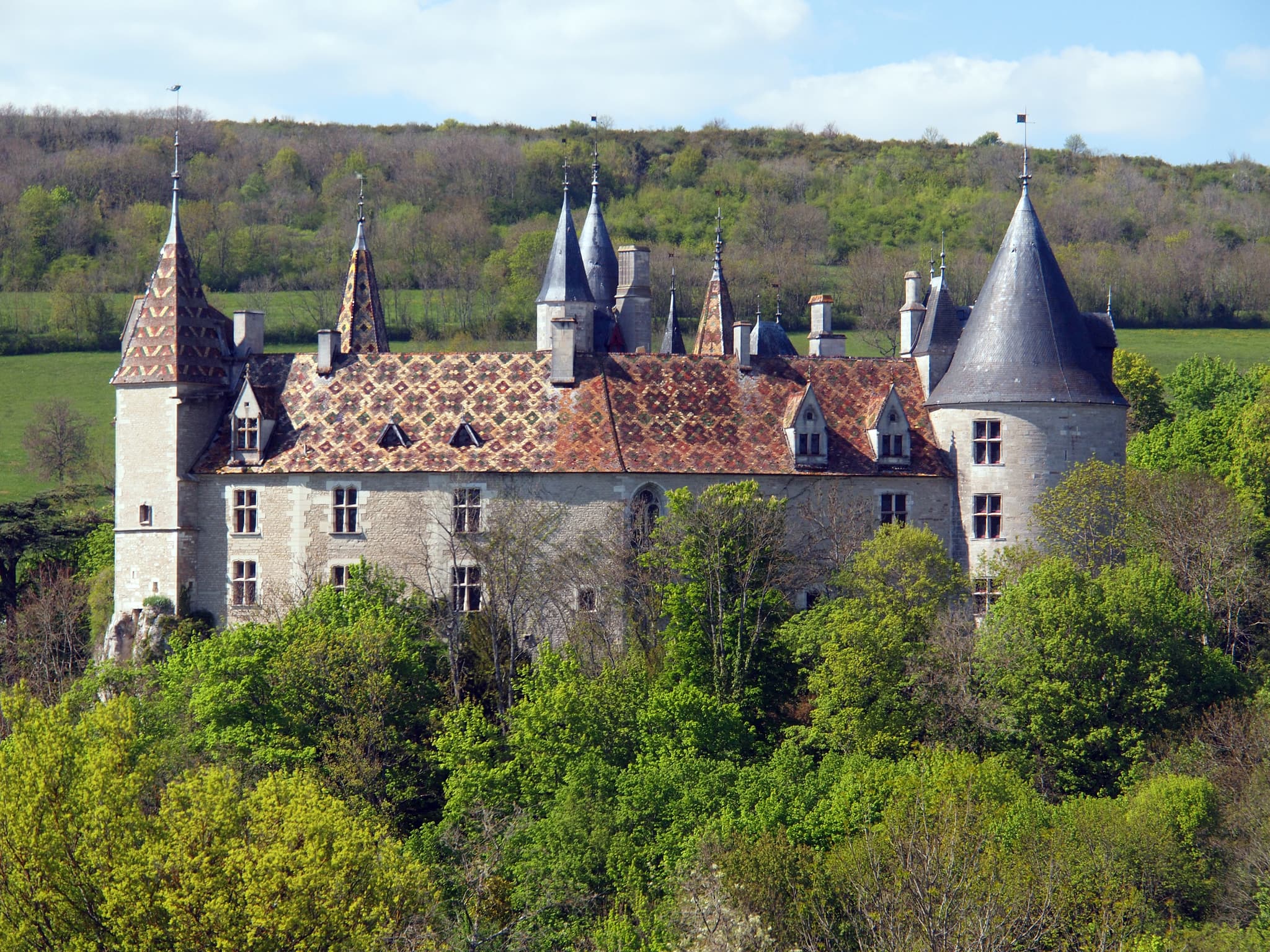 Château de Rochepot — château à La Rochepot, Côte-d'Or, façade, classé mh