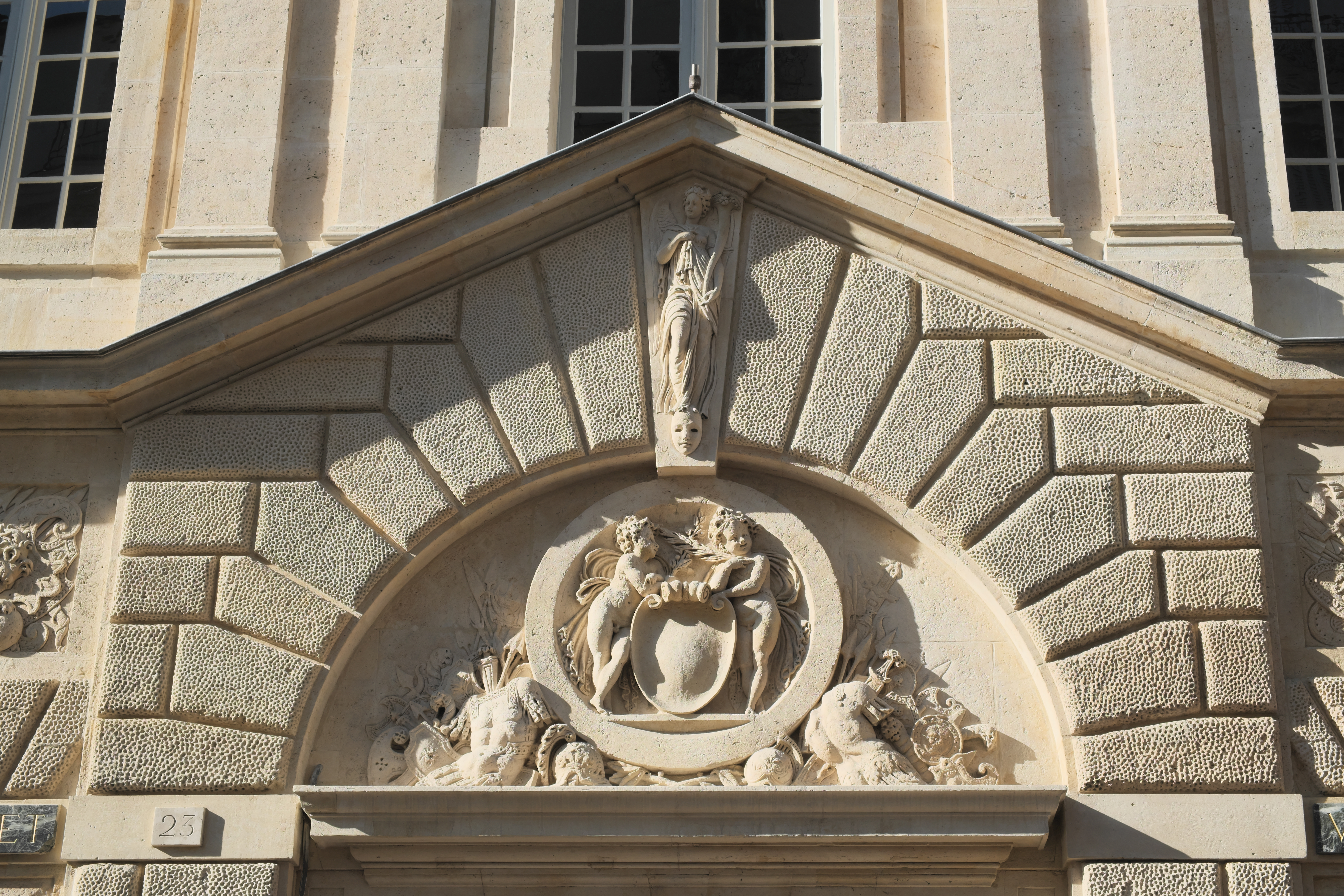 Hôtel Carnavalet — architecture civile à Paris (3e), Paris, vue de nuit, classé mh