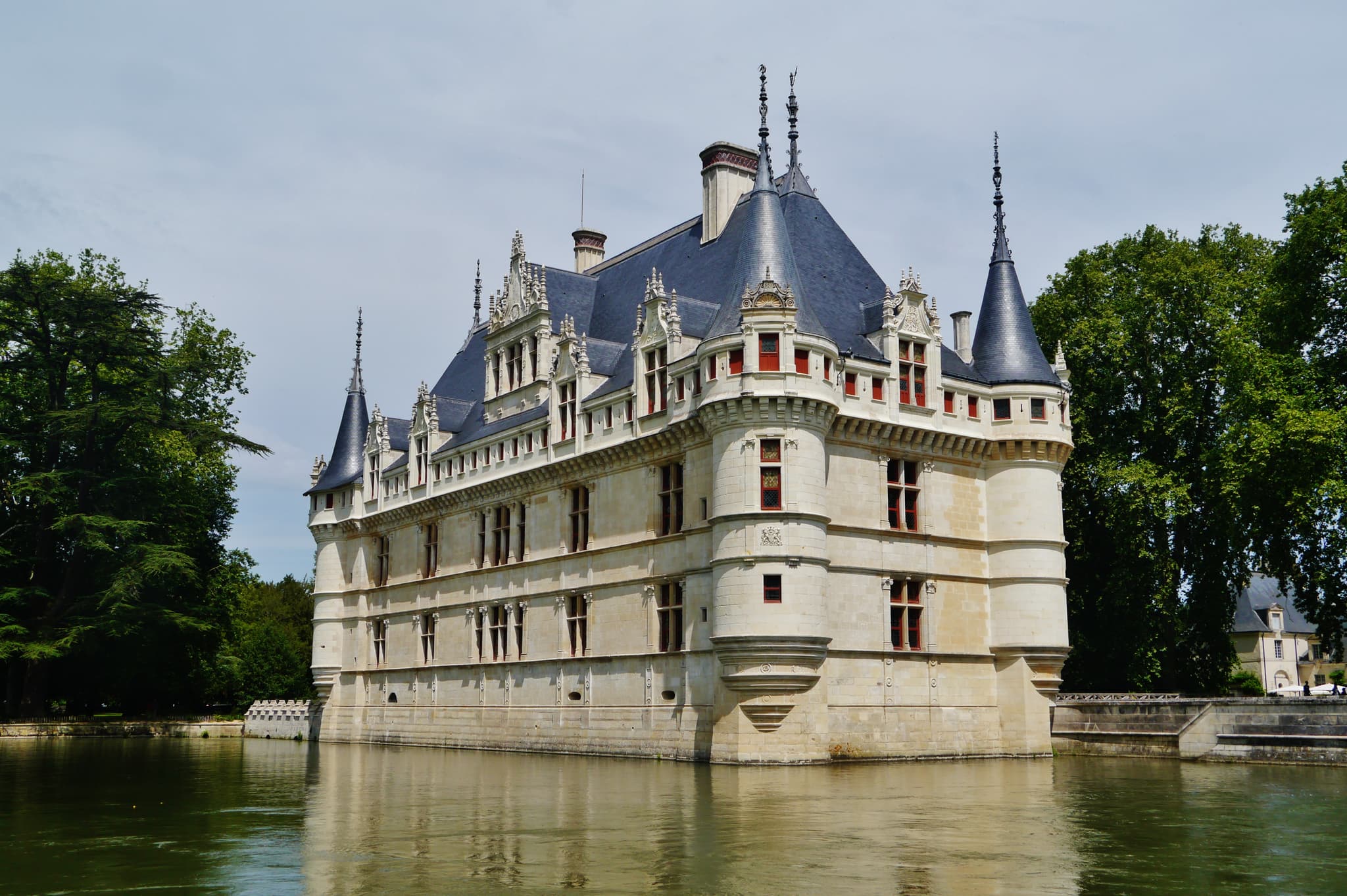 Château d'Azay-le-Rideau — château à Azay-le-Rideau, Indre-et-Loire, vue de nuit, classé mh