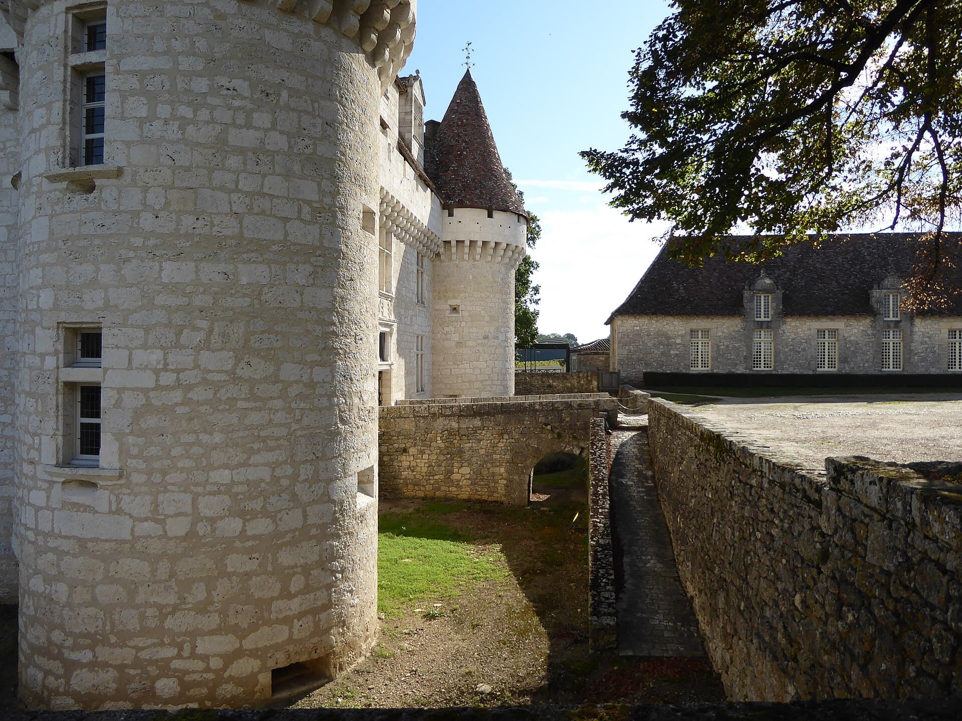 Château de Monbazillac — château à Monbazillac, Dordogne, classé mh